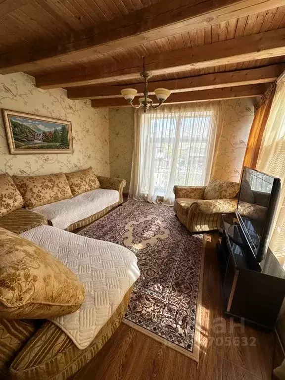 Дом в Дагестан, Гунибский район, Кегерский сельсовет, с. Кегер ул. ... - Фото 1