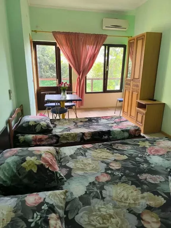 Комната Краснодарский край, Сочи Лазаревское жилрайон, ул. Суворова, 8 - Фото 0