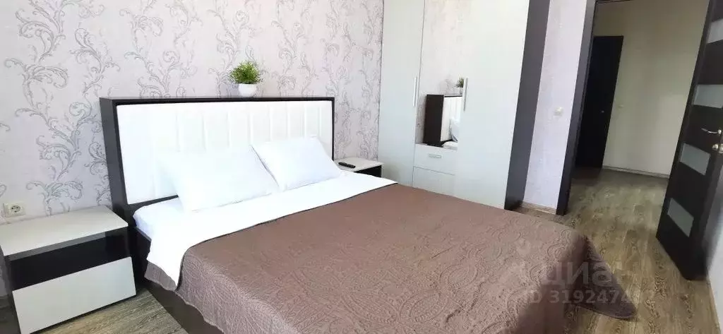 2-к кв. Тюменская область, Тобольск 15-й мкр, 18 (62.0 м) - Фото 1