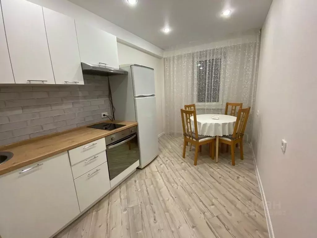 1-к кв. Кировская область, Киров ул. Горького, 25к1 (43.0 м) - Фото 2