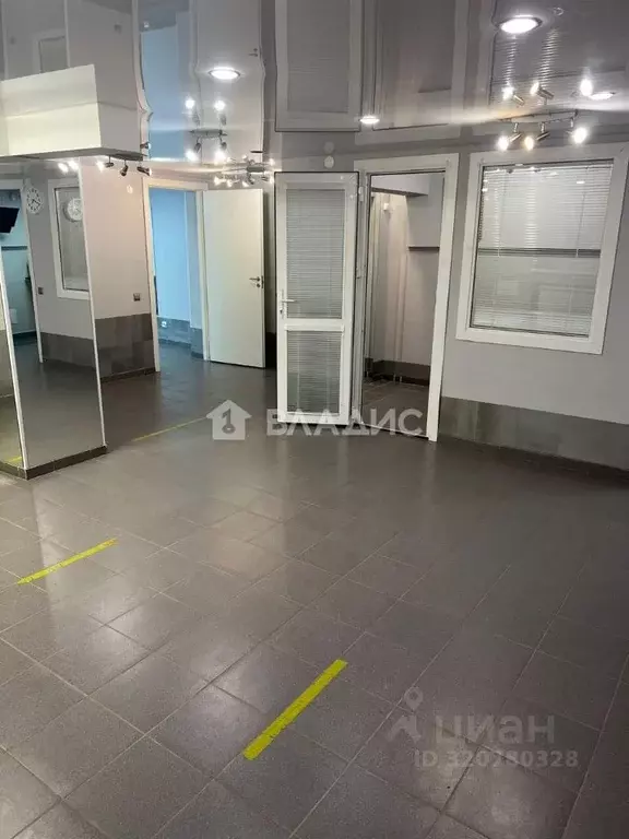 Помещение свободного назначения в Санкт-Петербург ул. Восстания, 20/16 ... - Фото 0