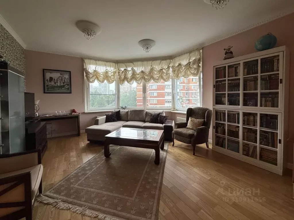 3-к кв. Москва ул. Удальцова, 15 (86.0 м) - Фото 0