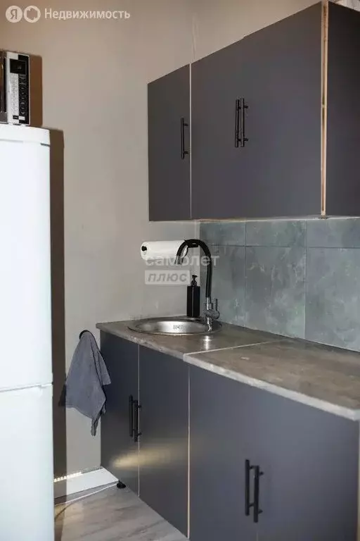 Квартира-студия: Екатеринбург, Заводская улица, 7 (15.6 м) - Фото 1