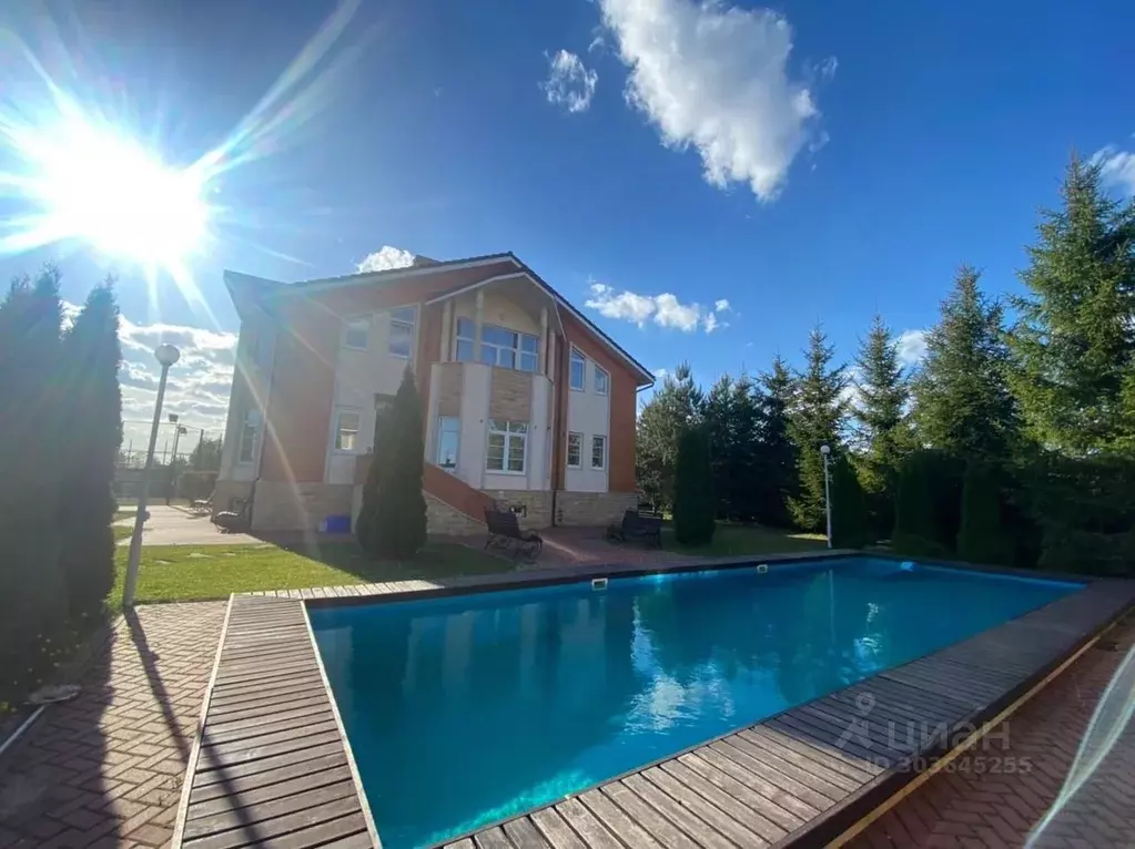 Дом в Московская область, Звенигород Одинцовский городской округ, ул. ... - Фото 1