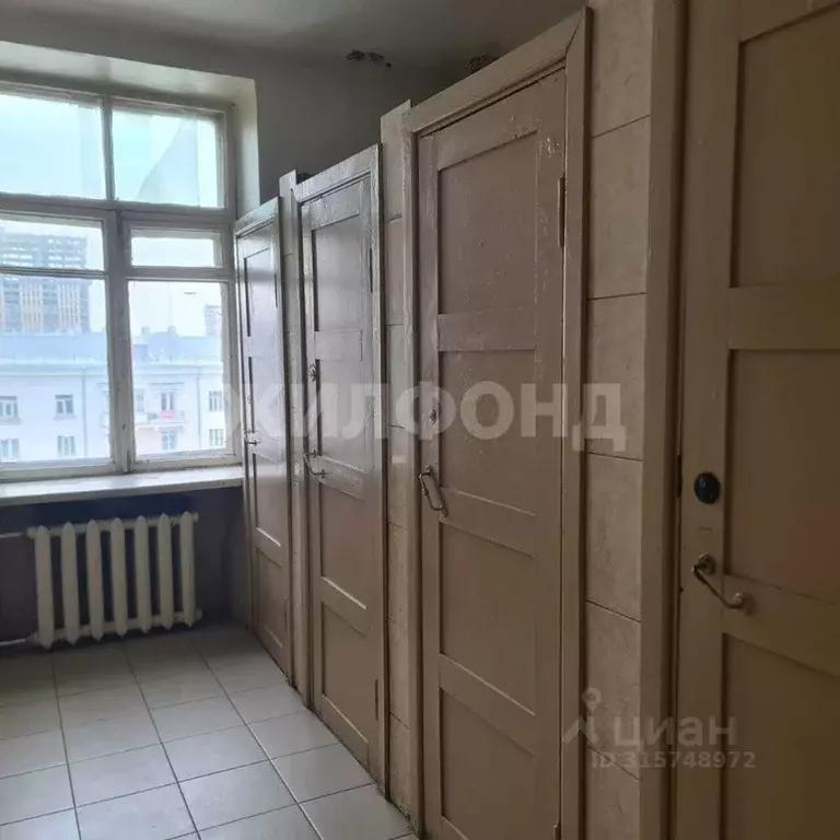 Комната Новосибирская область, Новосибирск ул. Авиастроителей, 9 (20.0 ... - Фото 0