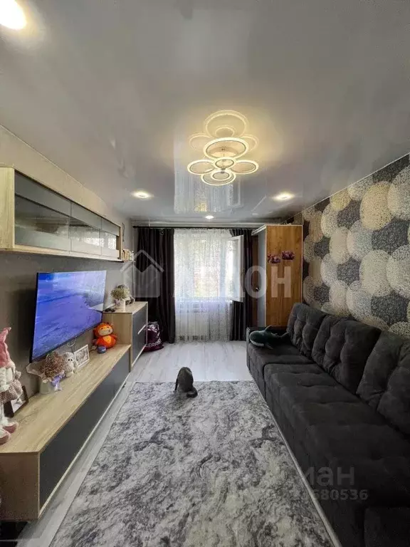 2-к кв. Омская область, Омск просп. Королева, 10В (53.0 м) - Фото 0