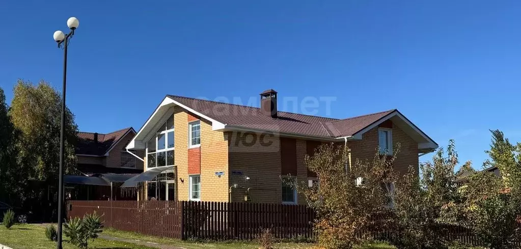 Коттедж в Оренбургская область, Оренбургский район, с. Ивановка ул. ... - Фото 1