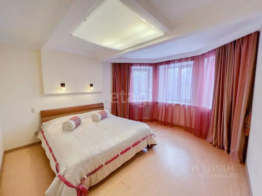 6-к кв. Мордовия, Саранск Демократическая ул., 48 (134.0 м) - Фото 1