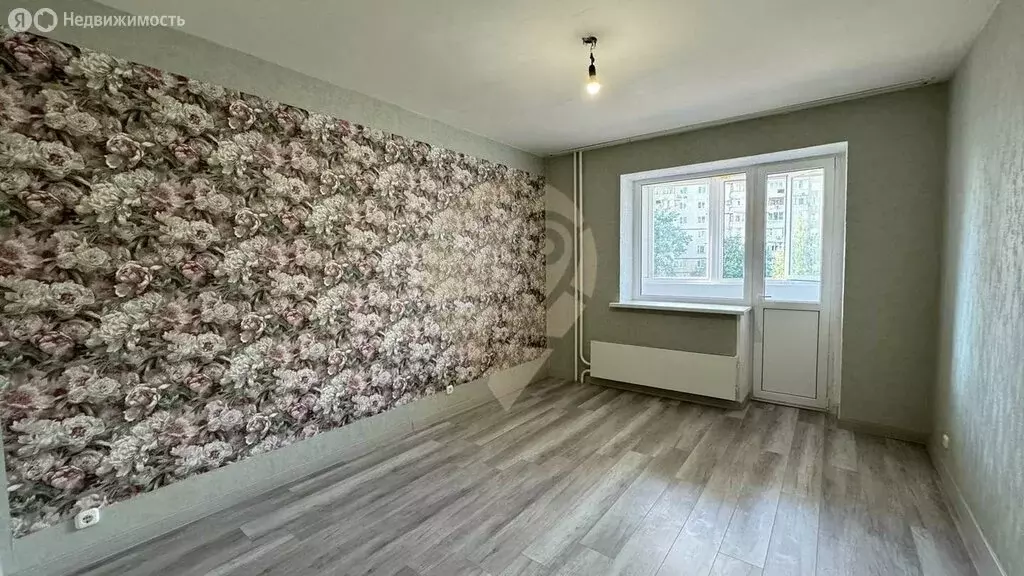 2-комнатная квартира: Старый Оскол, микрорайон Степной, 6 (64 м) - Фото 1