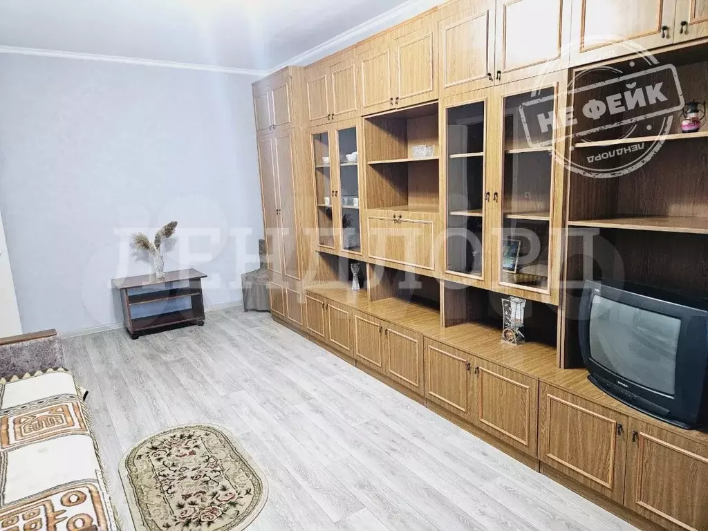 1-к. квартира, 37 м, 4/9 эт. - Фото 0