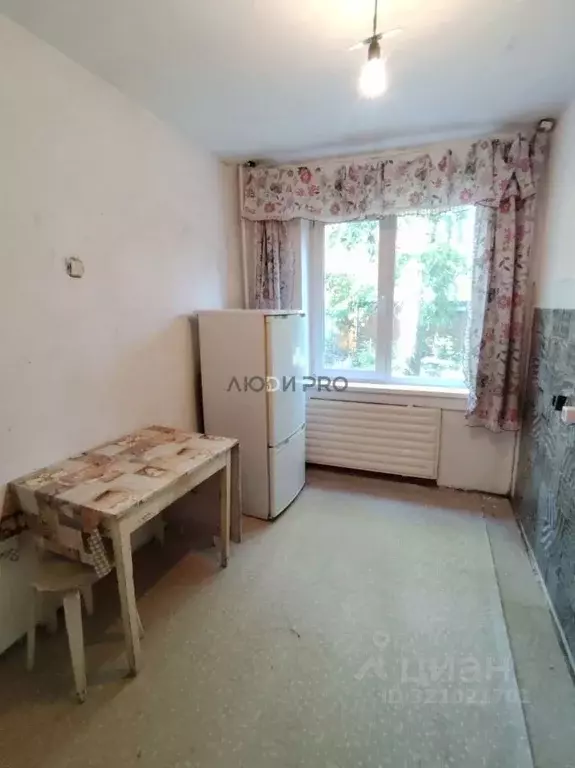 2-к кв. Алтайский край, Барнаул ул. 50 лет СССР, 39 (44.0 м) - Фото 1