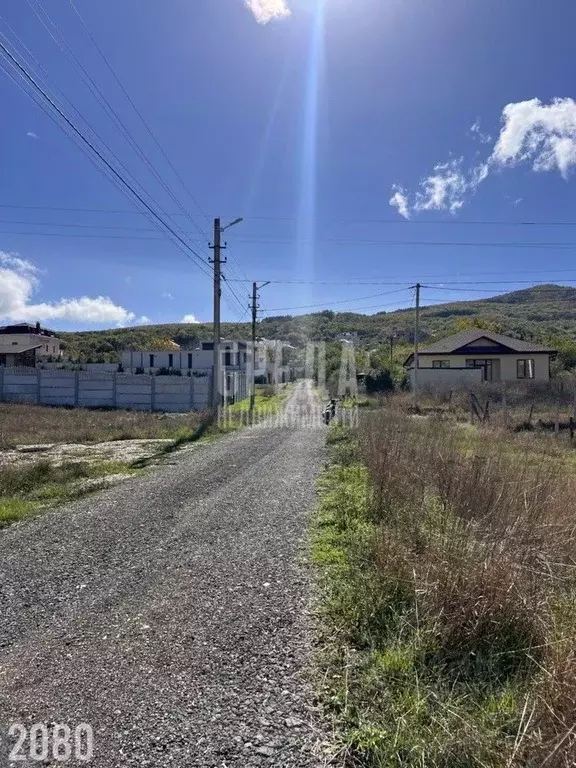 Участок в Севастополь с. Резервное, ул. Арсланова, 17 (20.0 сот.) - Фото 0