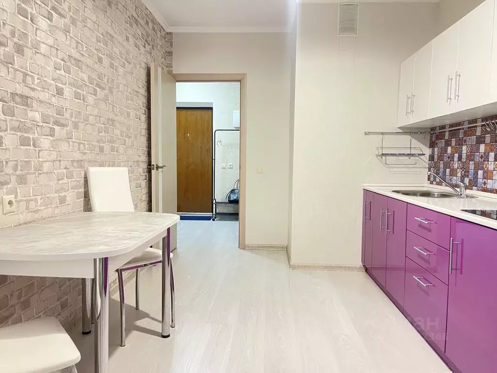 1-к кв. Саратовская область, Энгельс Красноармейская ул., 88А (45.0 м) - Фото 2