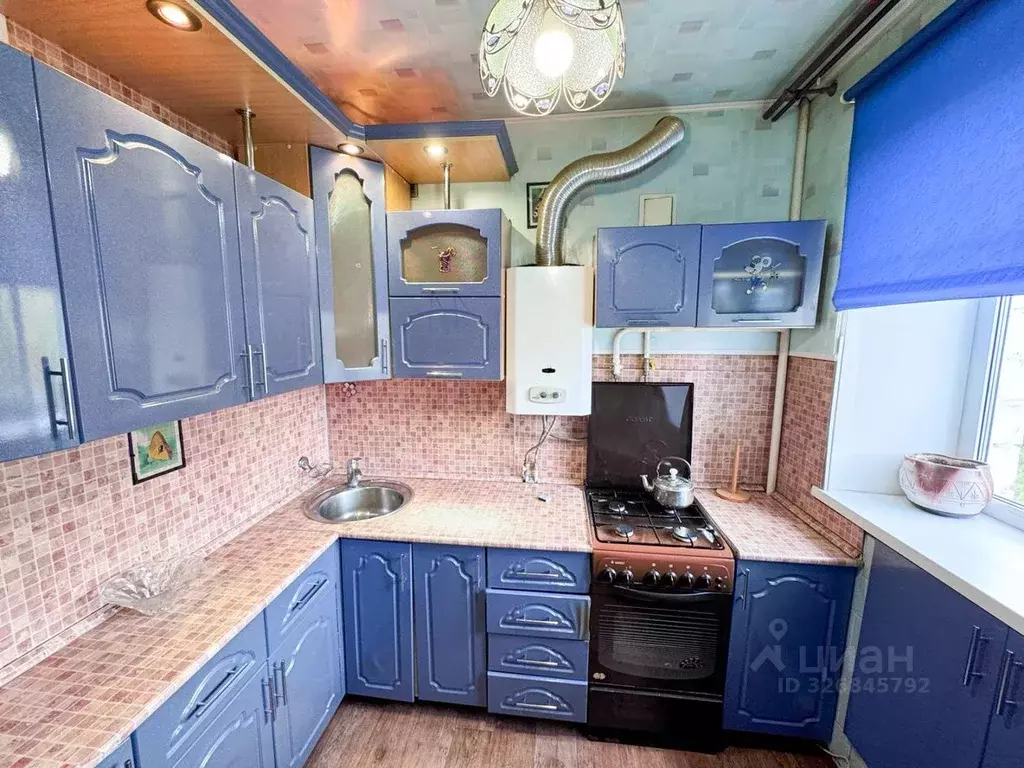 2-к кв. Московская область, Серпухов Физкультурная ул., 27 (43.0 м) - Фото 1