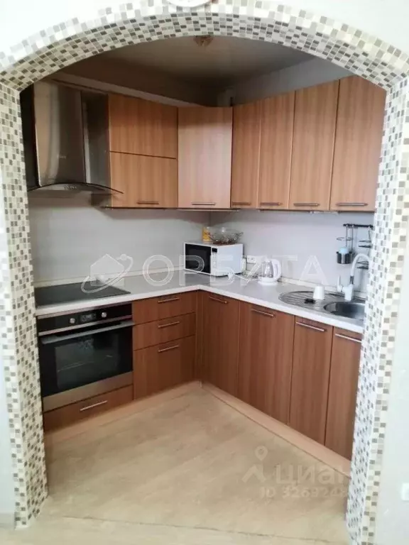 2-к кв. Тюменская область, Тюмень Широтная ул., 170к4 (82.7 м) - Фото 1