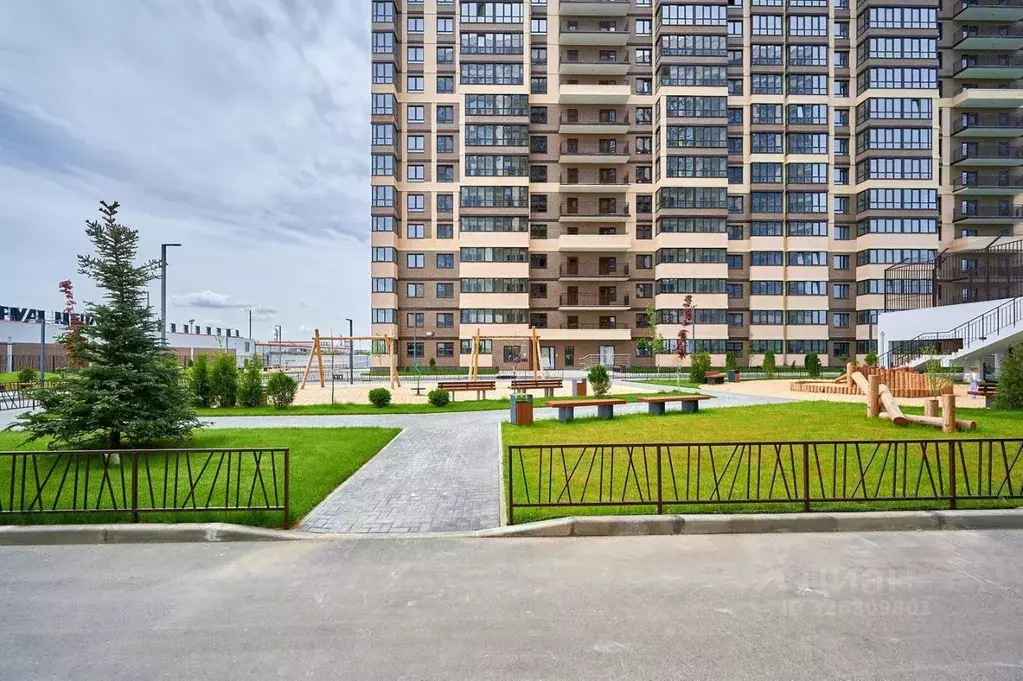 2-к кв. Краснодарский край, Краснодар ул. Конгрессная (57.7 м) - Фото 1