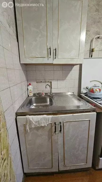 3-комнатная квартира: Нижний Новгород, улица Мельникова, 28 (50.3 м) - Фото 1