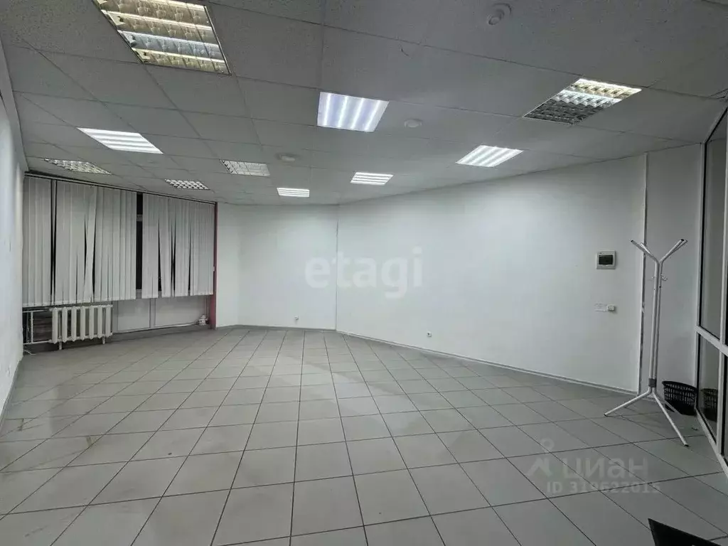 Офис в Коми, Сыктывкар Первомайская ул., 62 (34 м) - Фото 1
