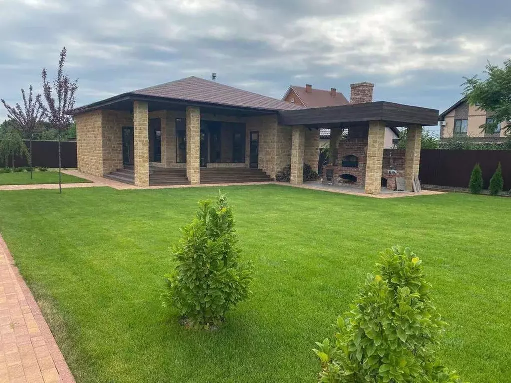 Дом в Адыгея, Тахтамукайский район, Козет аул Степная ул., 4 (315 м) - Фото 2