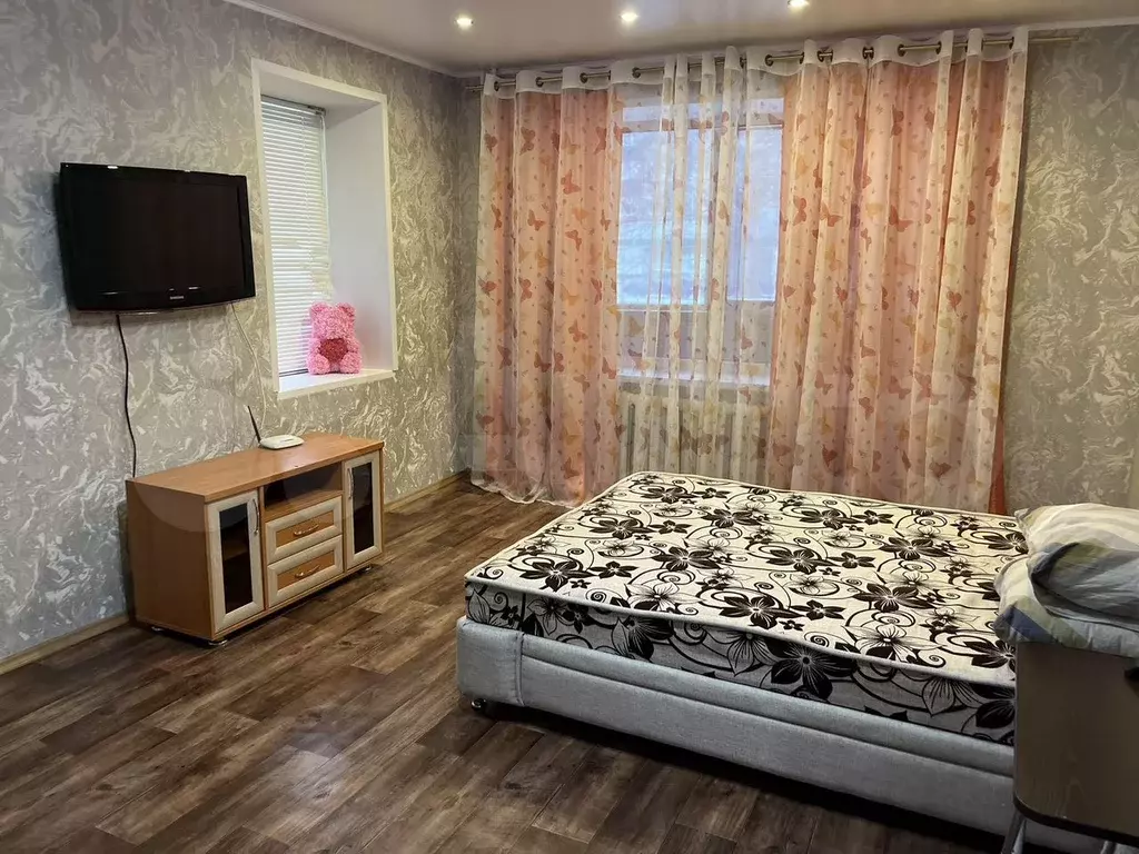 1-к. квартира, 42 м, 1/5 эт. - Фото 0