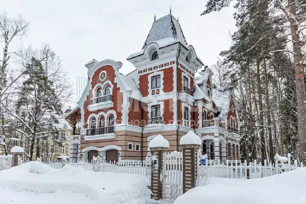 Продается дом в КП Довиль - Фото 1