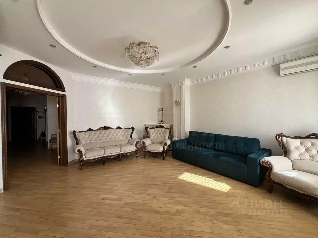 2-к кв. Белгородская область, Белгород Свято-Троицкий бул., 11 (100.0 ... - Фото 2