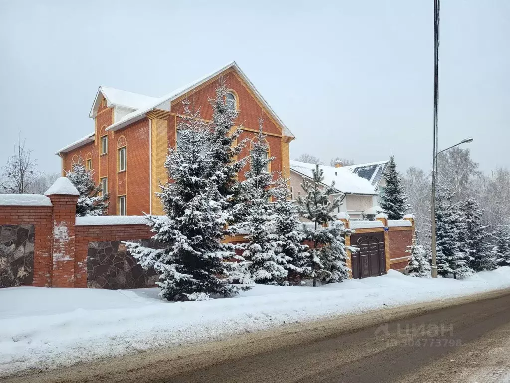 Коттедж в Красноярский край, Красноярск Еловая ул., 3 (544 м) - Фото 1