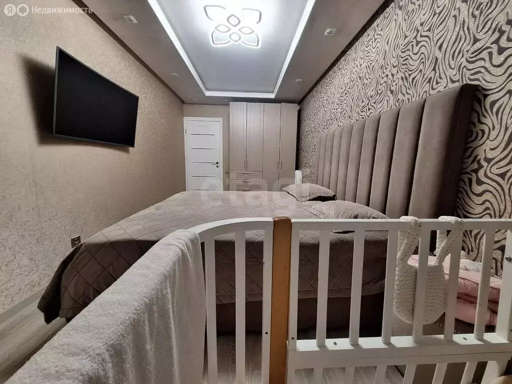 3-комнатная квартира: Челябинск, улица Университетская Набережная, 103 ... - Фото 2