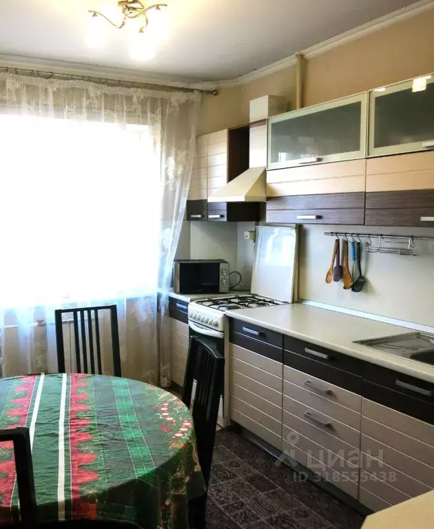 3-к кв. Омская область, Омск ул. 70 лет Октября, 14/1 (63.0 м) - Фото 0