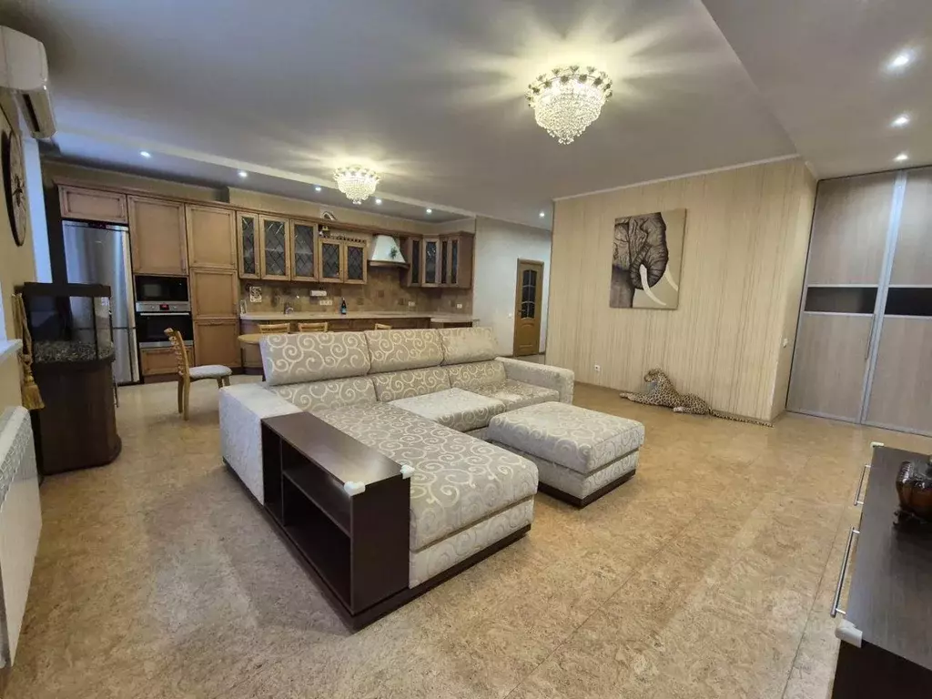 Квартира, 3 комнаты, 120 м - Фото 0