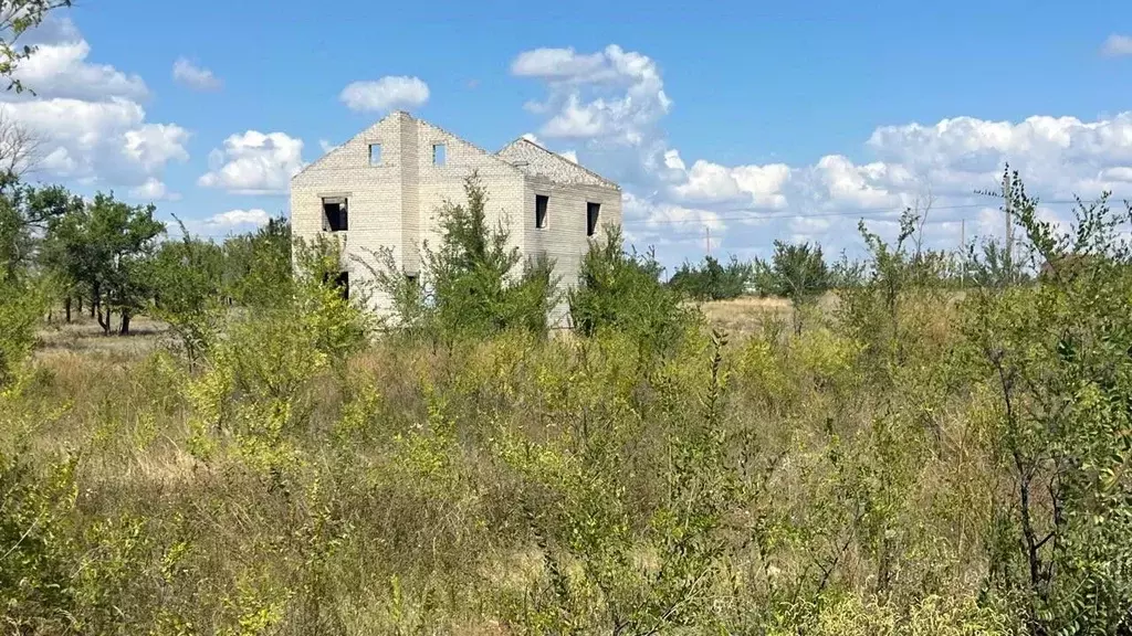 Участок в Волгоградская область, Волгоград Рабочий поселок Горьковский ... - Фото 0