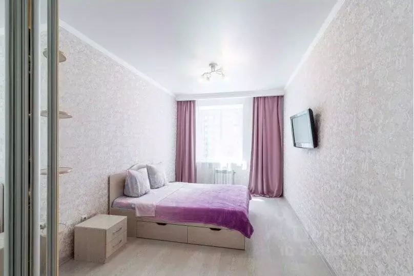 2-к кв. Омская область, Омск ул. Крупской, 14к4 (64.0 м) - Фото 2