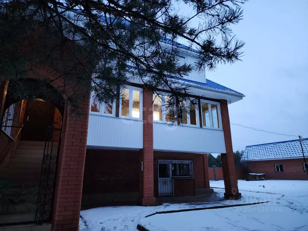 Дом в Красноярский край, Емельяновский муниципальный округ, д. Плоское ... - Фото 1