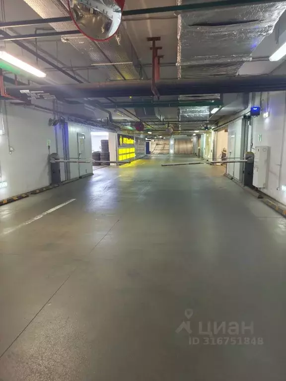 Гараж в Москва Маломосковская ул., 14 (15 м) - Фото 0