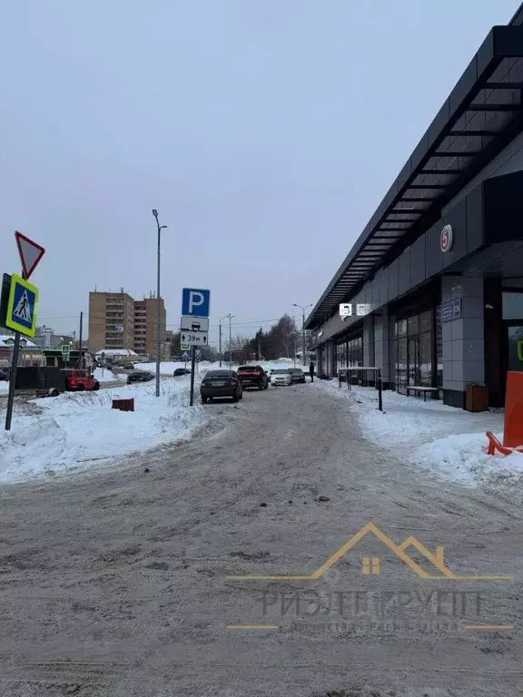 Торговая площадь в Татарстан, Казань ул. Дементьева, 72 (59 м) - Фото 2