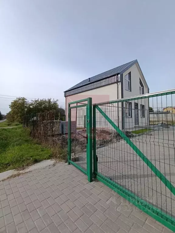 Дом в Калининградская область, Гурьевский муниципальный округ, пос. ... - Фото 2