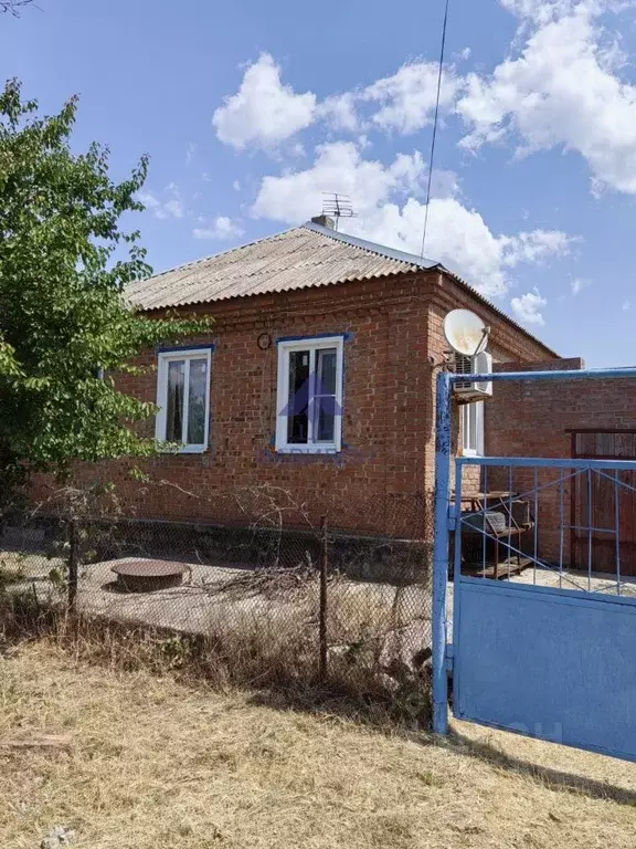 Дом в Ростовская область, Цимлянск Вокзальная ул., 54 (45 м) - Фото 1