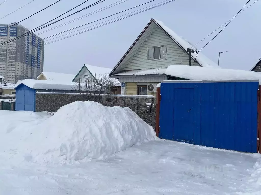 Дом в Башкортостан, Уфа ул. Чкалова, 46 (100 м) - Фото 1