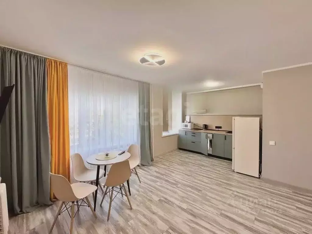 1-к кв. Тюменская область, Тюмень ул. Республики, 94 (42.6 м) - Фото 2