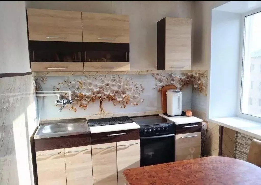 3-к кв. Кемеровская область, Междуреченск ул. Космонавтов, 8 (40.0 м) - Фото 1