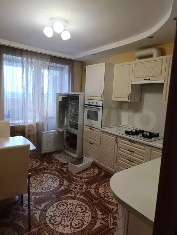 2-к. квартира, 55 м, 8/9 эт. - Фото 0