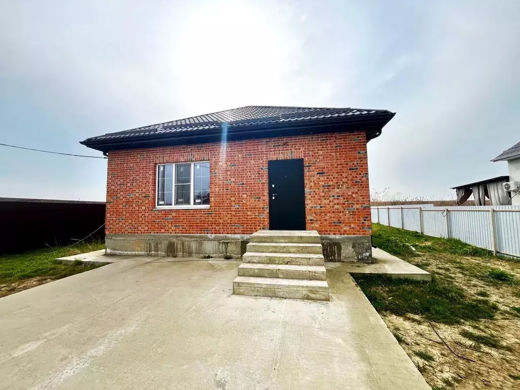 Коттедж в Адыгея, Тахтамукайский район, Старобжегокайское с/пос, ... - Фото 1