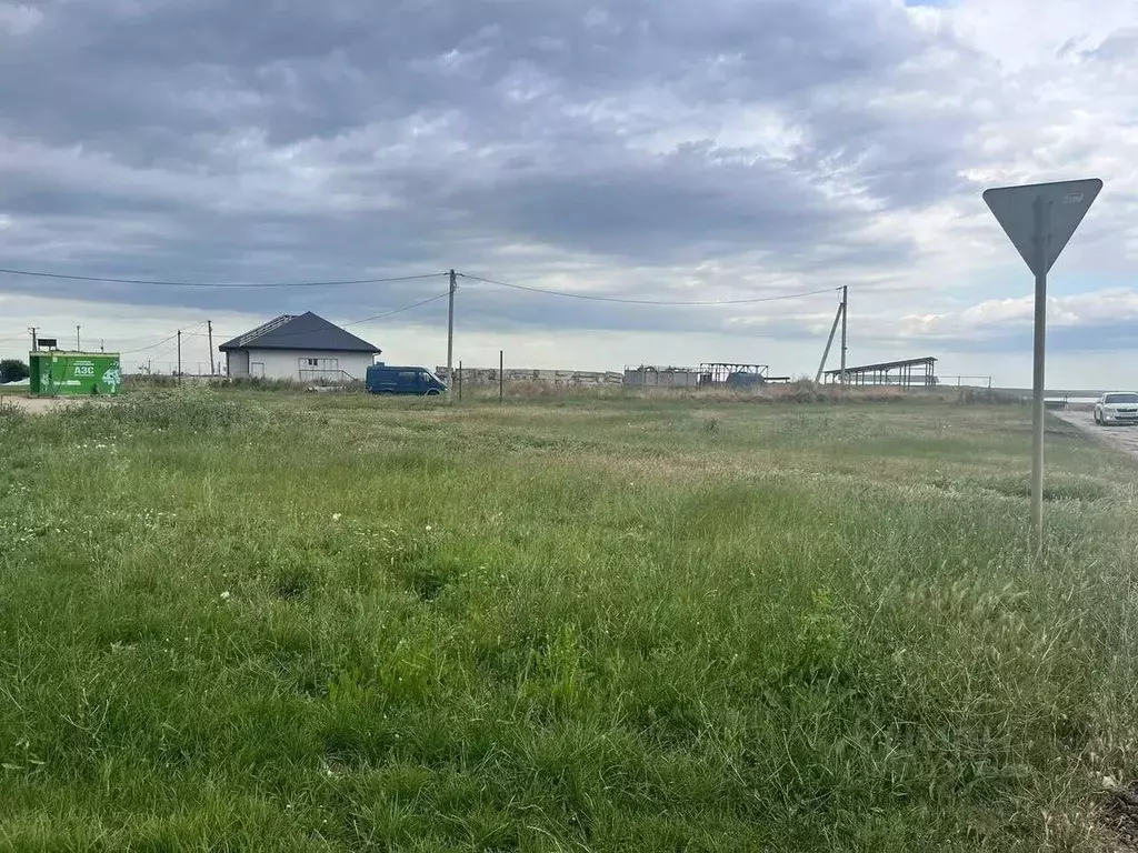 Участок в Крым, Кировский район, с. Владиславовка ул. Набережная, 35 ... - Фото 1