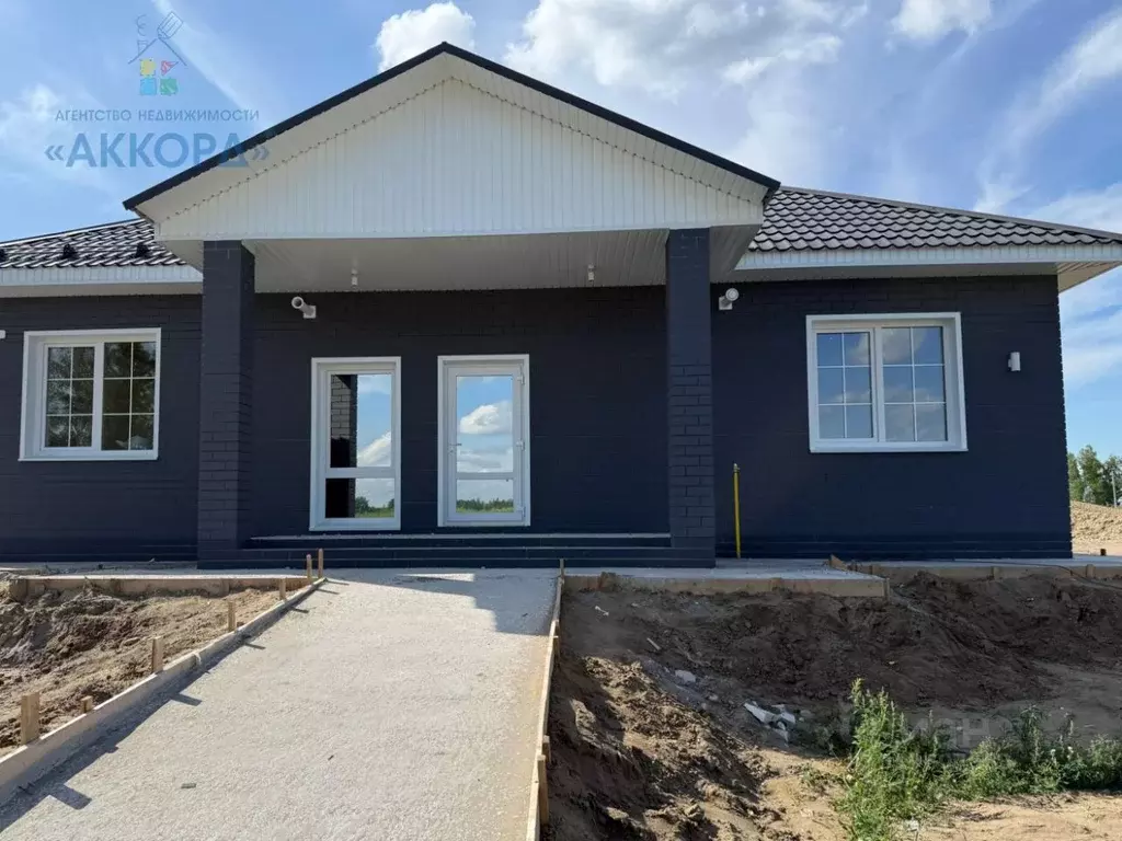 Дом в Алтайский край, Первомайский район, с. Фирсово ул. Эдельвейсовая ... - Фото 1