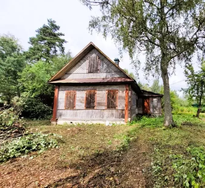 Участок в Ленинградская область, Гатчинский район, Вырица городской ... - Фото 0