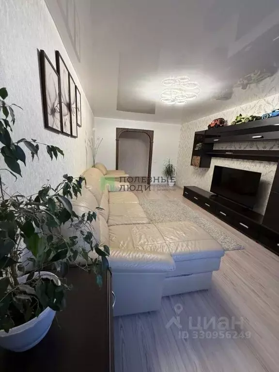 3-к кв. Удмуртия, Ижевск ул. Карла Маркса, 442 (86.7 м) - Фото 1