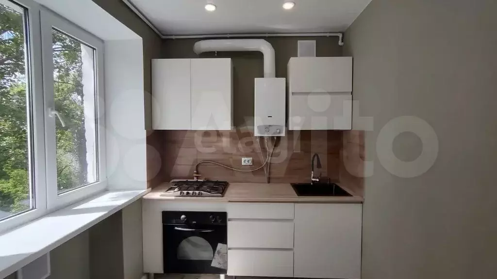 2-к. квартира, 50 м, 5/5 эт. - Фото 0