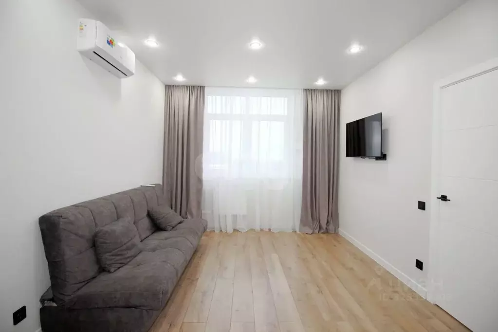 1-к кв. Ульяновская область, Ульяновск ул. Юго-западная, 15 (38.0 м) - Фото 1