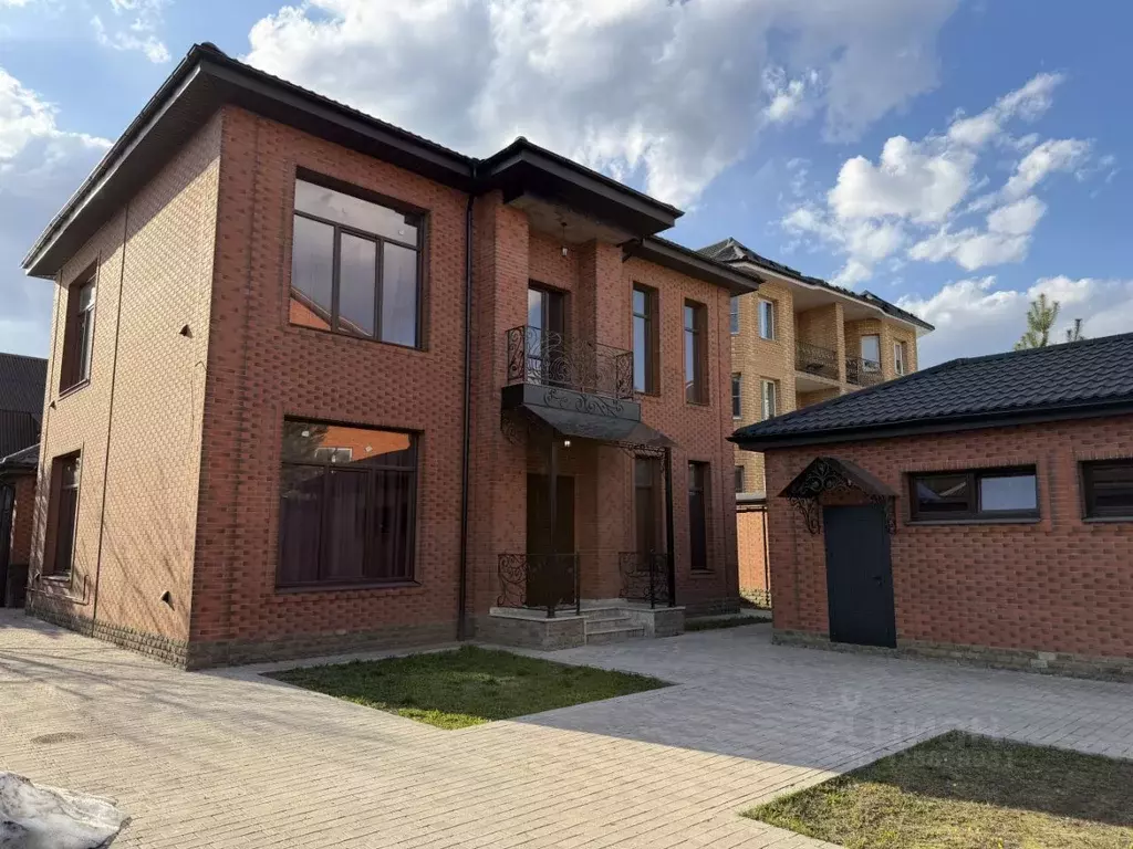 Дом в Москва Мосрентген поселение, д. Дудкино, Круиз СНТ, 68 (250 м) - Фото 1