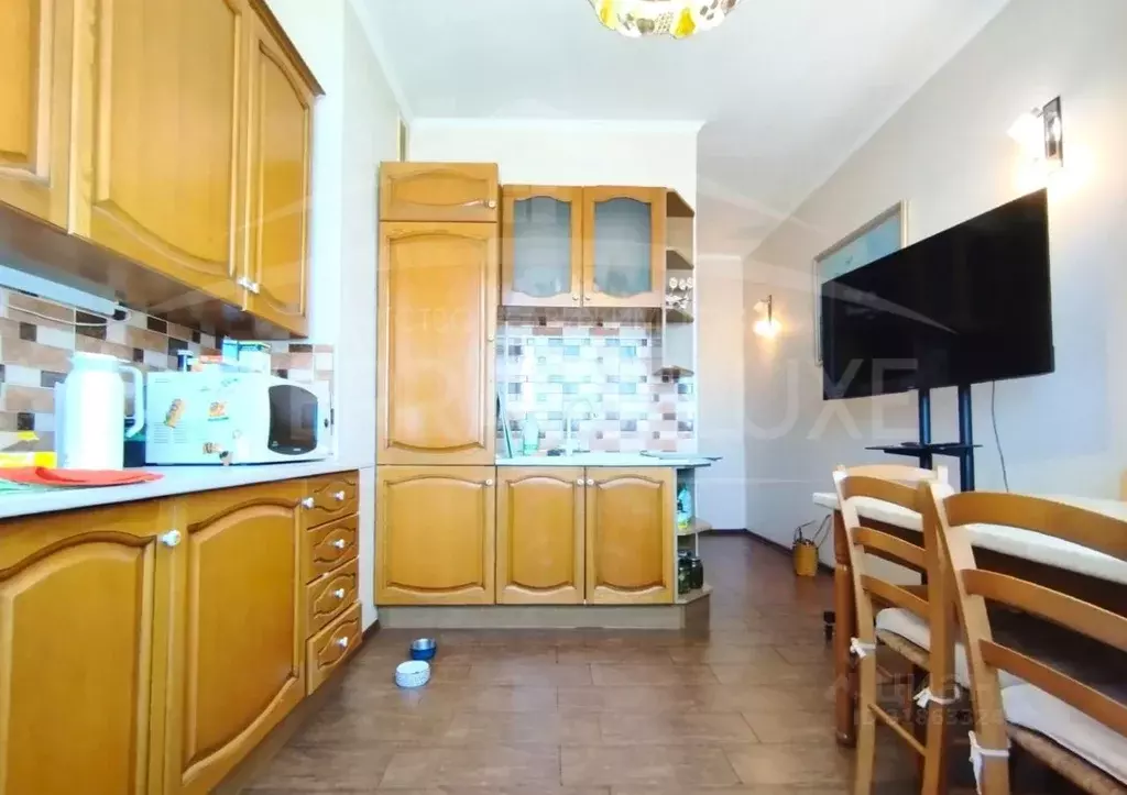 2-к кв. Севастополь просп. Победы, 2А (71.0 м) - Фото 1